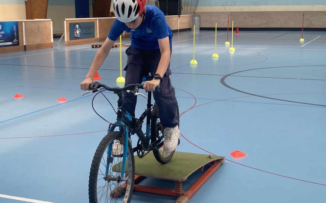 Savoir rouler à vélo : les CM s’entraînent !